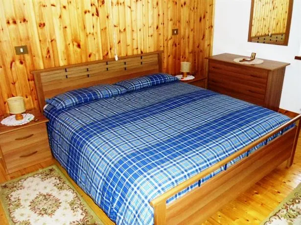 B&B Campo Base 1451 - Image 1