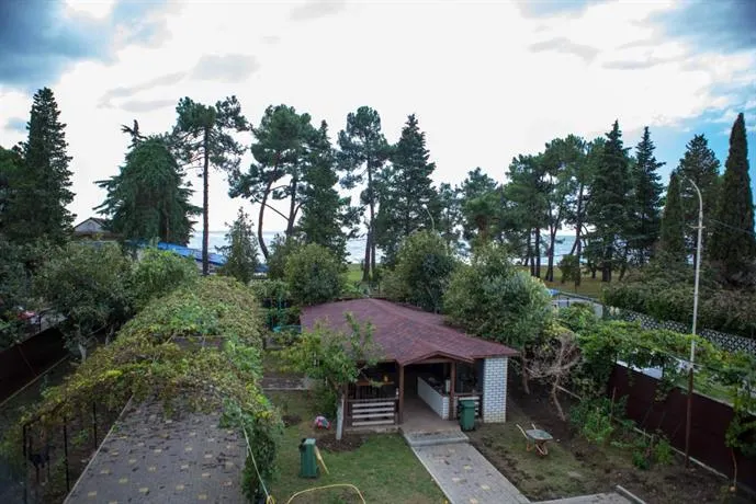 Valentina Guest House - Image 1