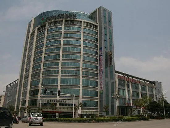 GELI Hotel (Baiyunqu Government Yunfengdadao Subway Station) - Image 1