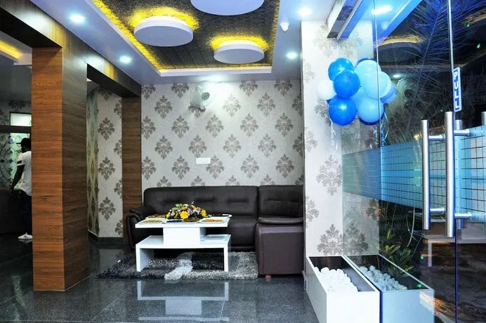 Hotel Eastern Palace - Image 1