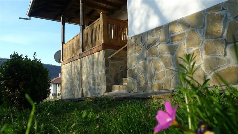 The Miro's Cottage - Image 1