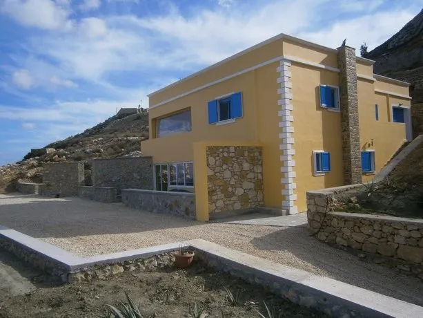 KARPATHOS MENETES GUEST HOUSE - Image 1