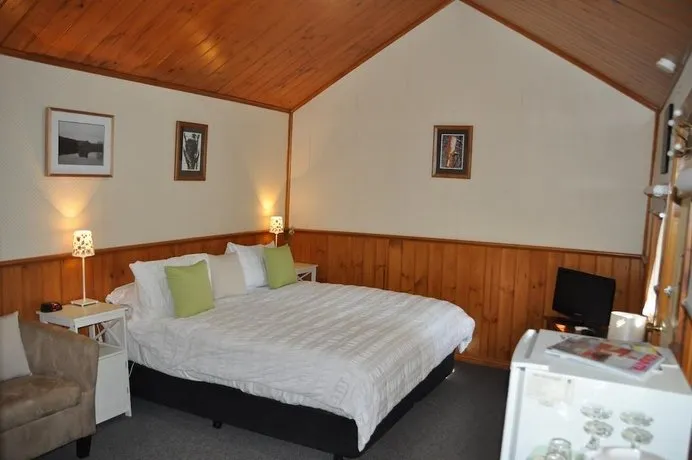 Tiffany's Cottages - Image 1
