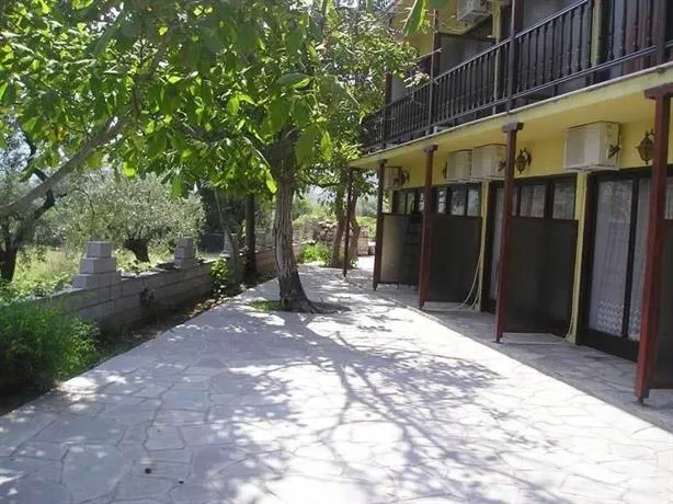 Hotel Irini - Image 1
