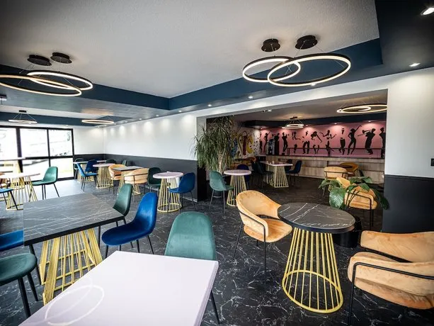Hotel Balladins Beauvais - Image 1