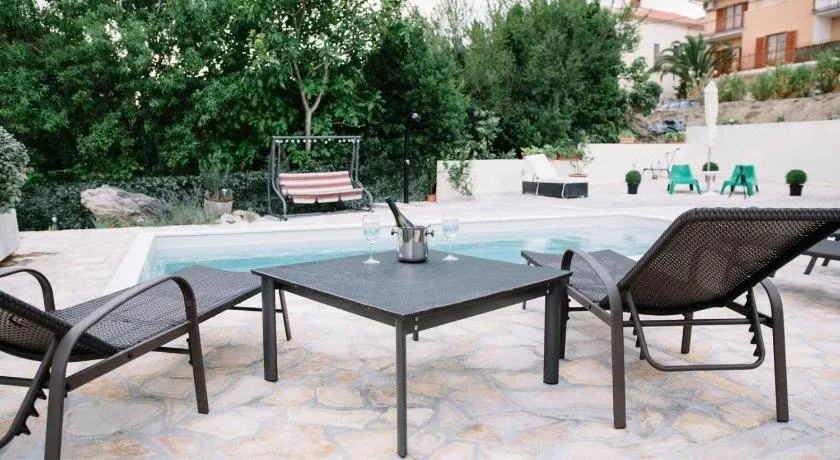 Villa Sunny Garden with private heated pool - Image 1