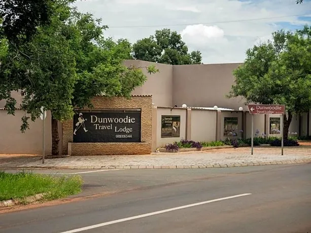 Dunwoodie Travel Lodge - Image 1