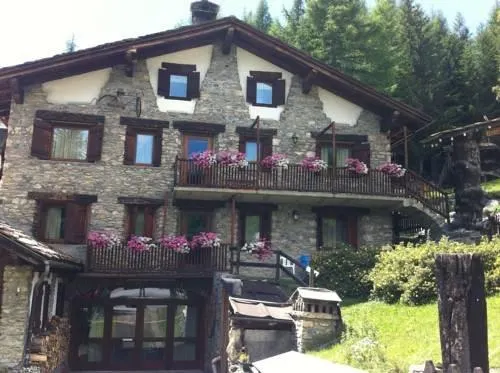 Hotel Notre Maison - Image 1
