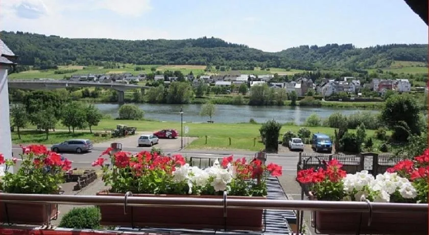 Ferienhaus Barbara Mosel - Image 1