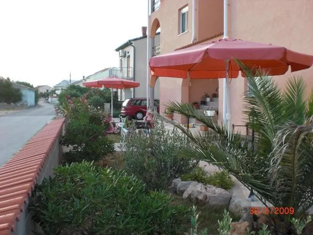 Villa Claudia Povljana - Image 1