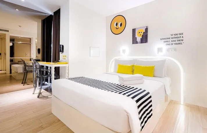 A One Star Hotel - Image 1