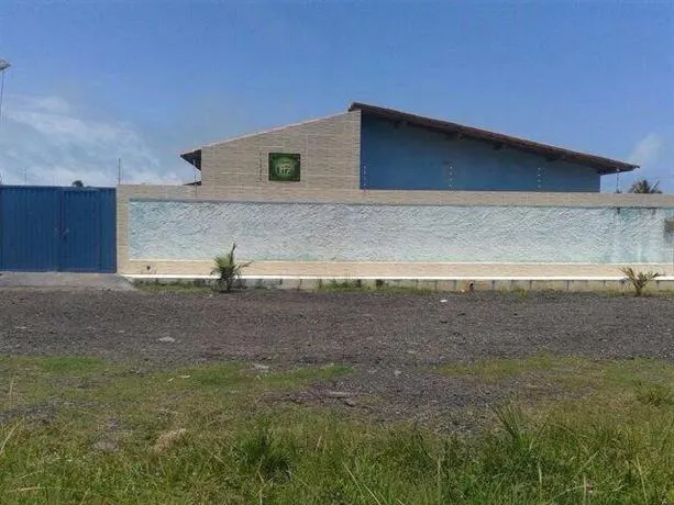 Leo Bistro - Casa de Praia - Image 1