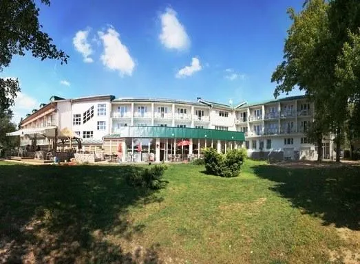 Riviera Nova Role - Image 1