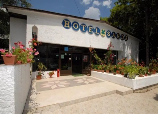 Hotel Sanda - Image 1