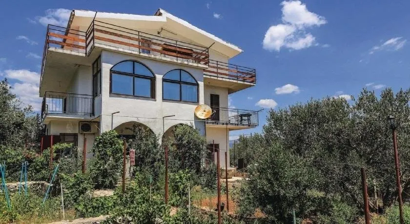 Apartments Andela Slatine - Image 1