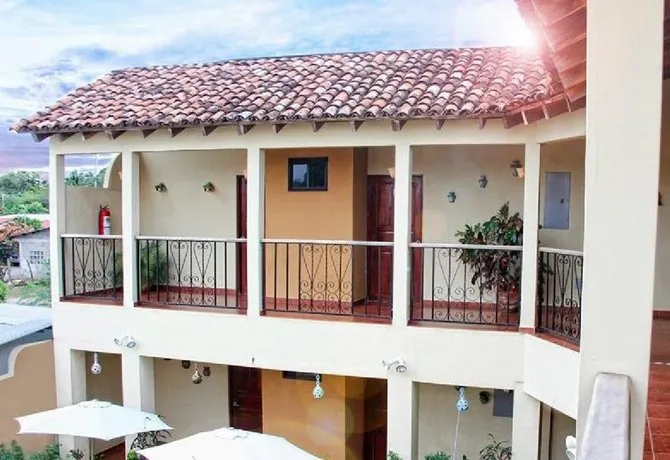 Residencial Santa Catalina - Image 1