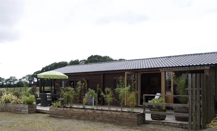 Monart Farm Lodge - Image 1