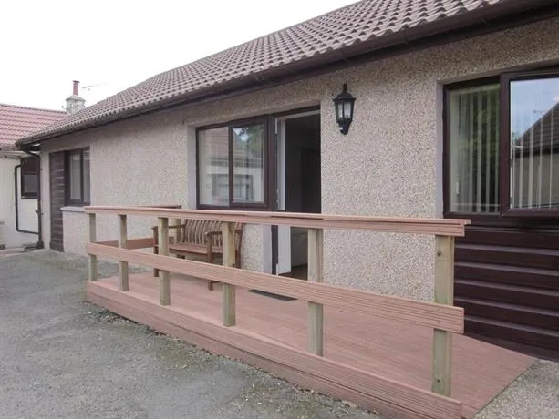 Easter Bowhouse Farm Cottage - Image 1