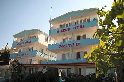 Huzur Hotel - Image 1