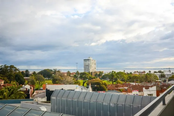 UrbanMinder at Acland Court - Image 1