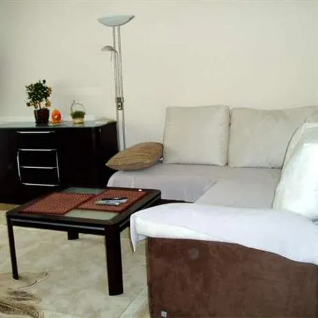 Luksusowe Apartamenty Łódź - Image 1