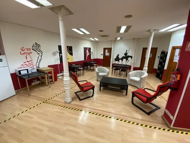 Hostel Era - Image 1