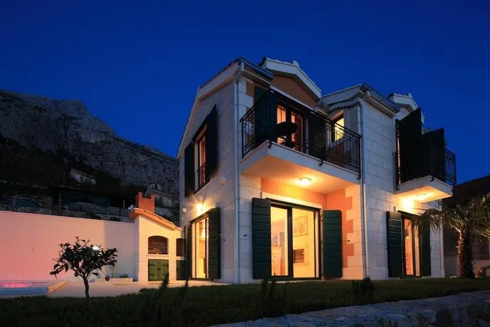 Villa Filip Spa & Relax Makarska - Image 1
