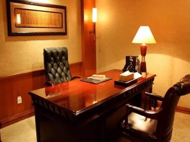 Sun City Hotel (Guangzhou Zengcheng Xintang High speed Railway Station Branch) - Image 1