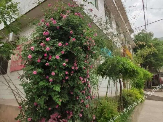 Huashan Lixin Villa - Image 1