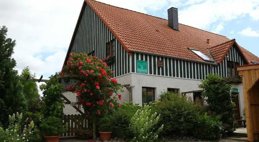 Haus Wildgans Ferienwohnung Rose - Image 1