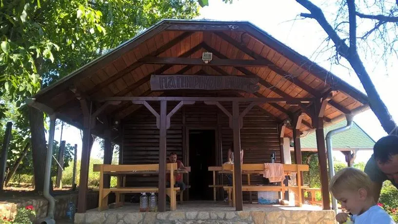GUEST HOUSE PAPIRKO - Image 1