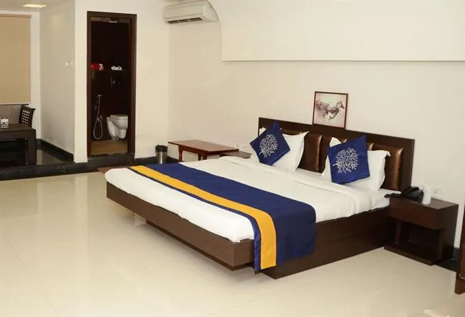 OYO Premium Swaroop Nagar - Image 1