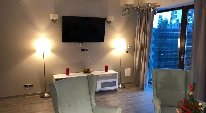 Silver Mountain Luxury Apartment A13 - Image 1