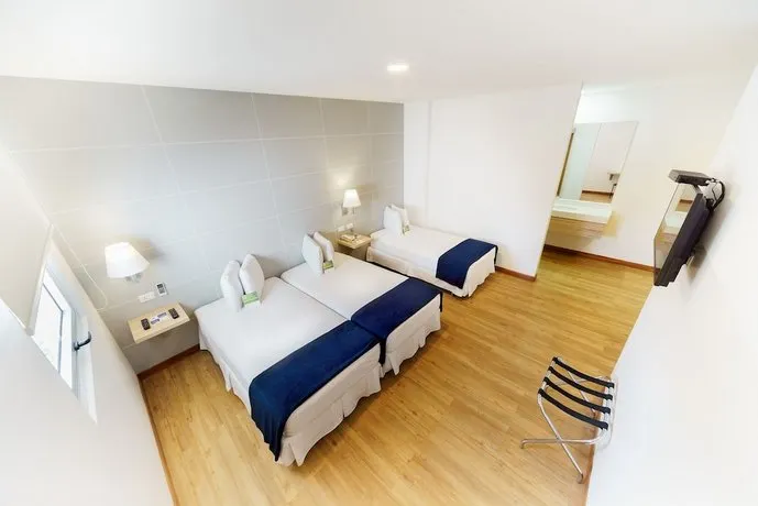 Hotel LP Equipetrol - Image 1