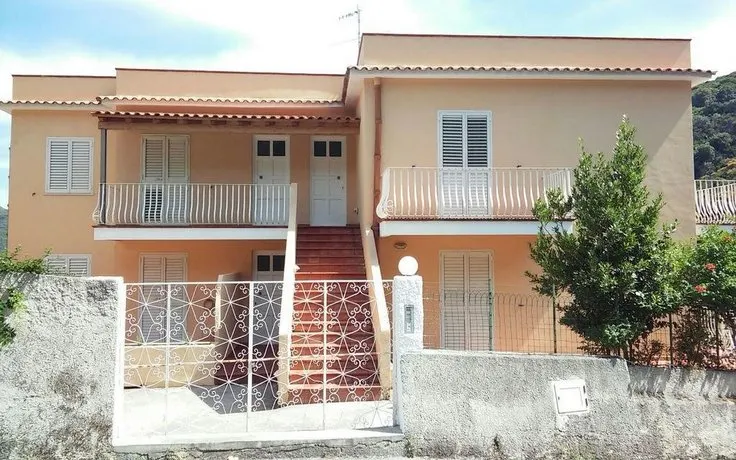 L'eros blu di Giulia Albergo - Image 1