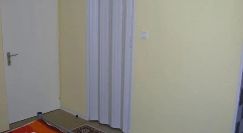Kleines Appartment Zentrale Lage - Image 1