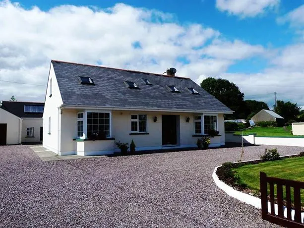 Cronin's B&B - Image 1