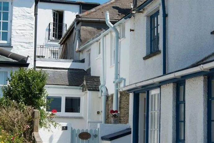 Thimble Cottage St Mawes - Image 1