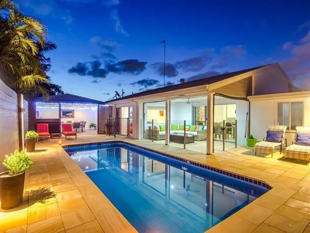 Serenity Mooloolaba Holiday Home - Image 1