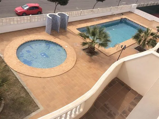 Apartamentos H3 Laguna Playa - Image 1