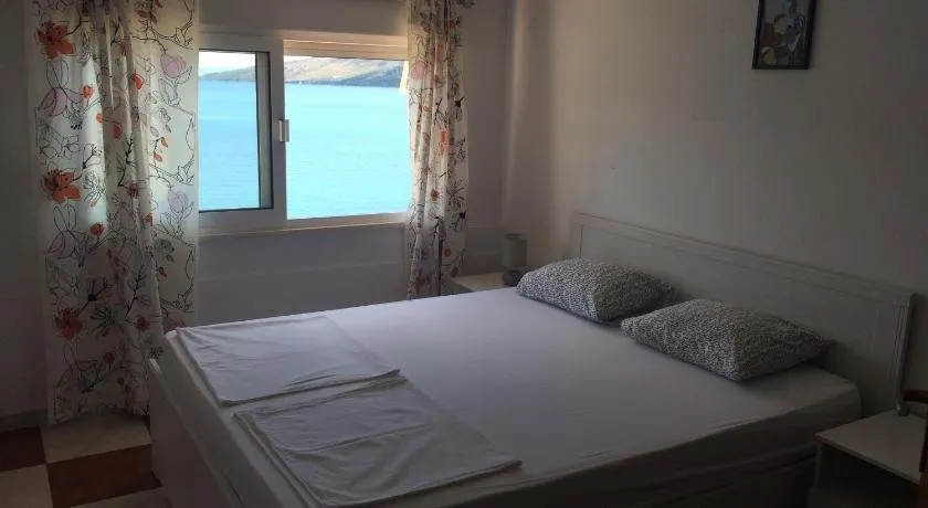 Beach house Petar&Eli - Image 1