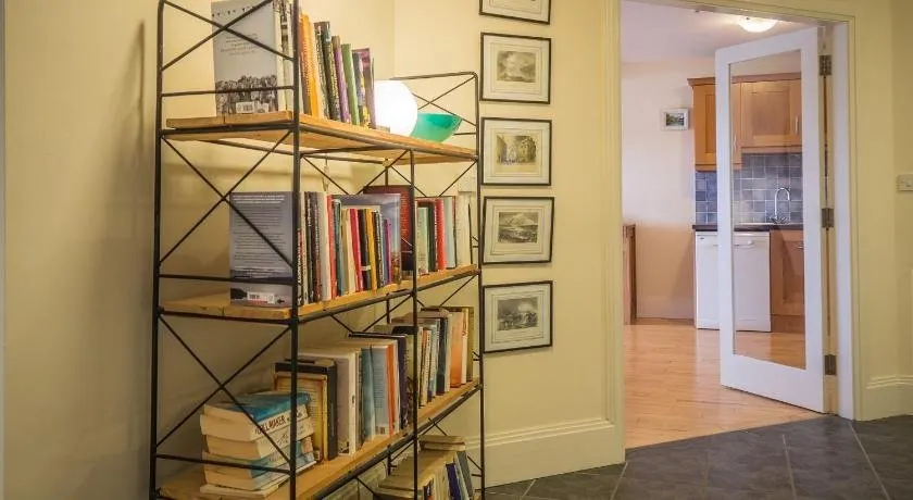 Helen S Hideaway - Image 1