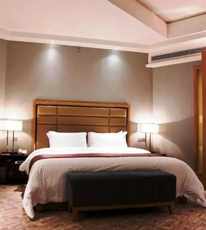 Xin Ci Hotel - Image 1
