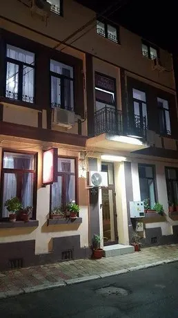 Hotel Paris Braila - Image 1