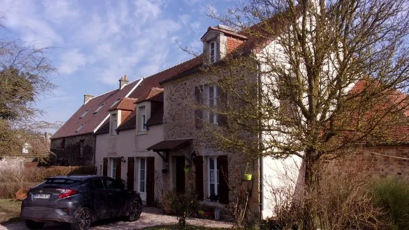 Chez Pommette Et Billy - Image 1