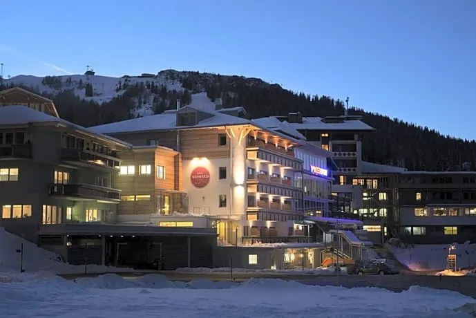 Hotel Nassfeld - Image 1