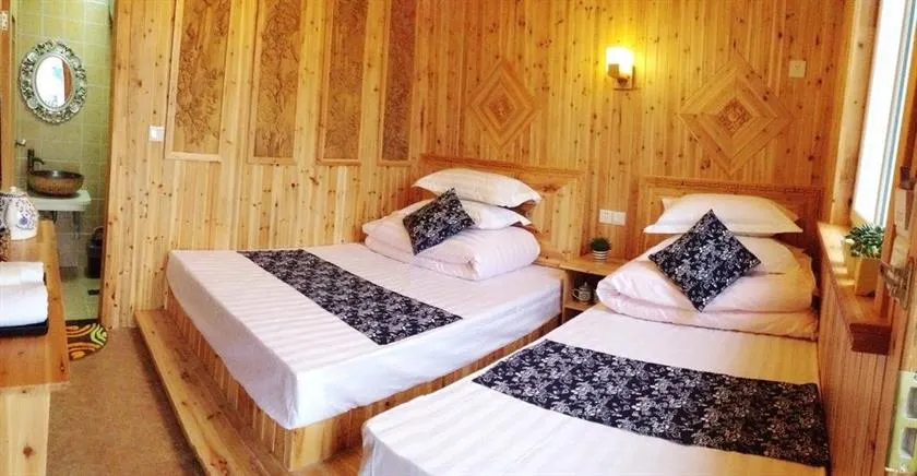 WUZHEN CUSTOM FEATURE GUESTHOUSE - Image 1