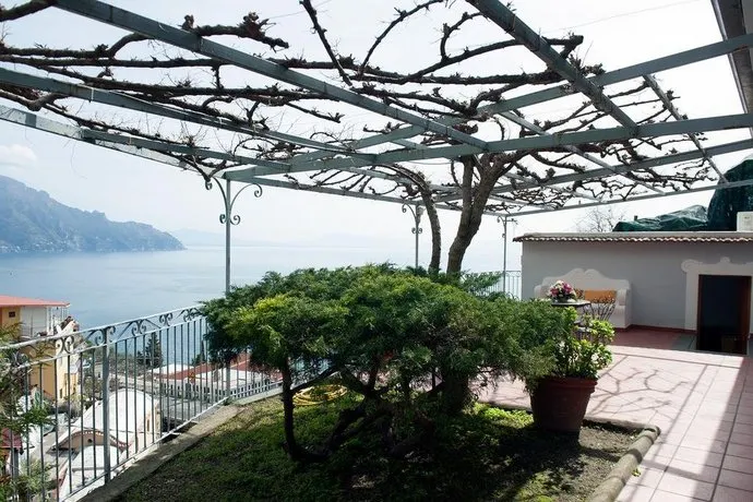 Holiday in Amalfi - Image 1