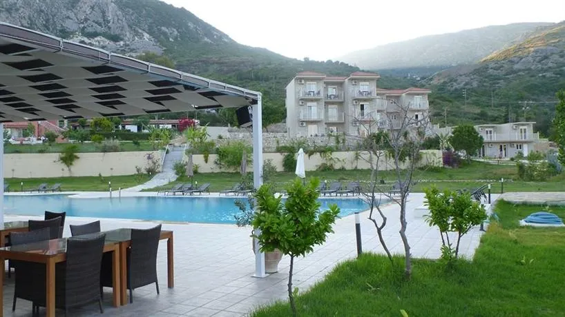 Pacifae Golden Village - Image 1