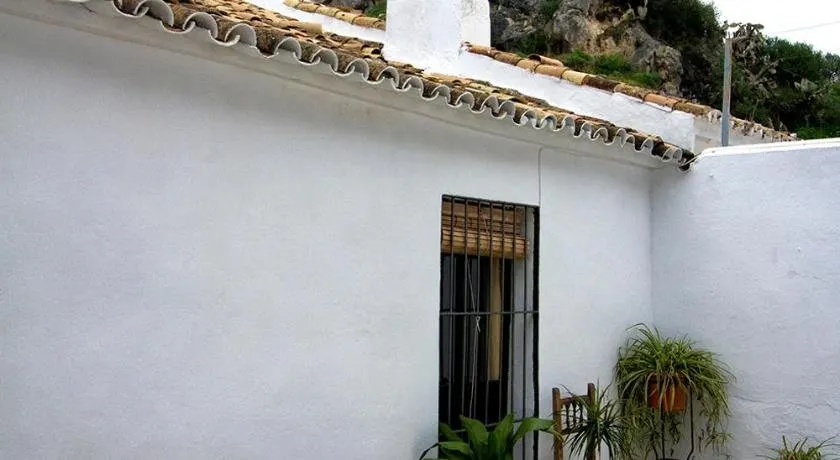 Vive Casa Rural La Fabrica - Image 1